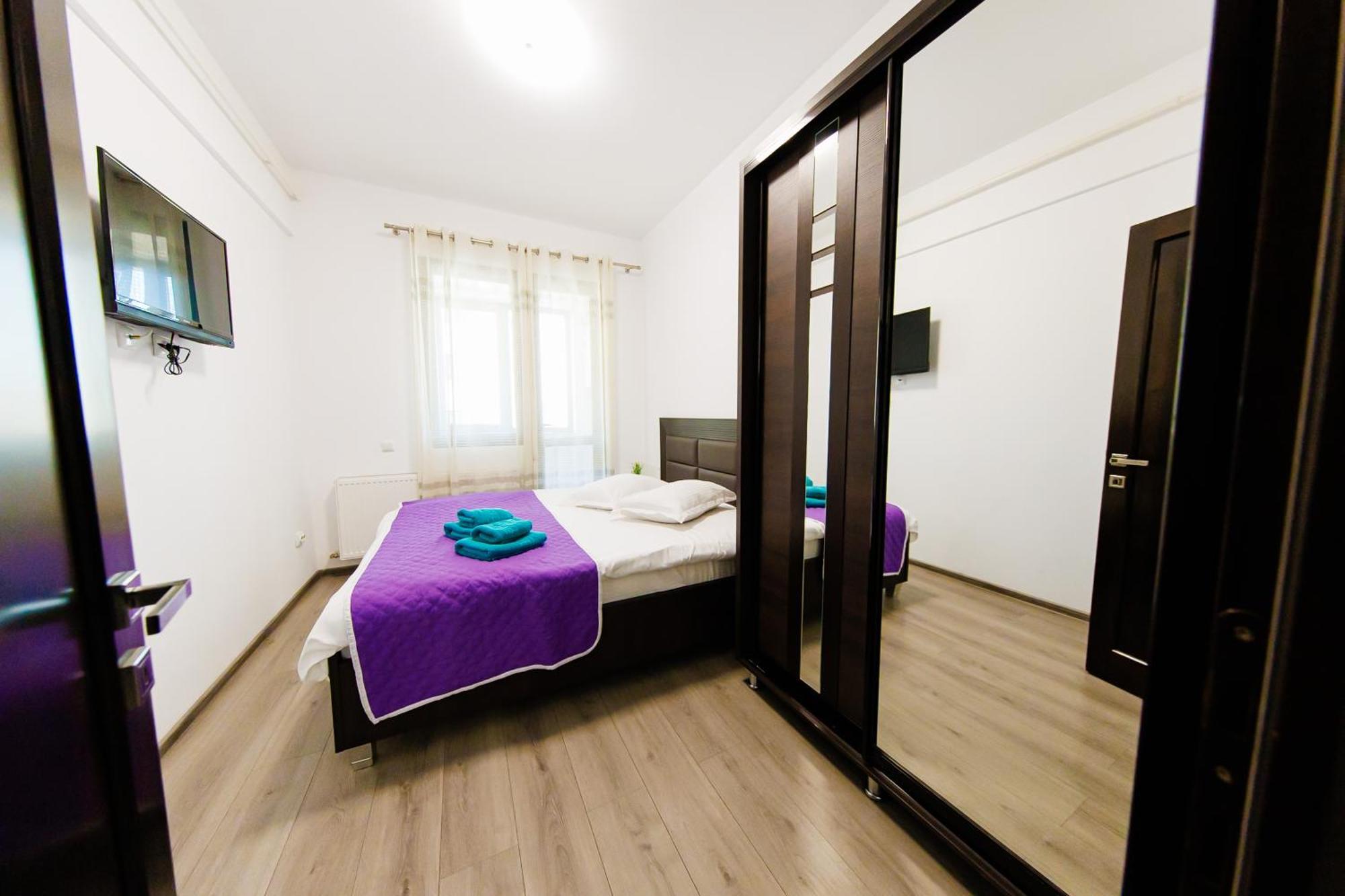 Luxury Glam Apartments Iasi At Lazar Palas Exterior photo