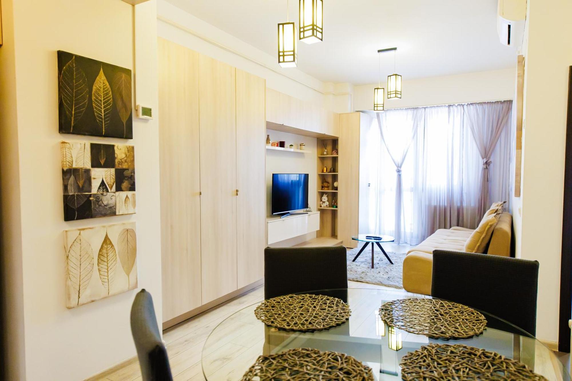 Luxury Glam Apartments Iasi At Lazar Palas Exterior photo