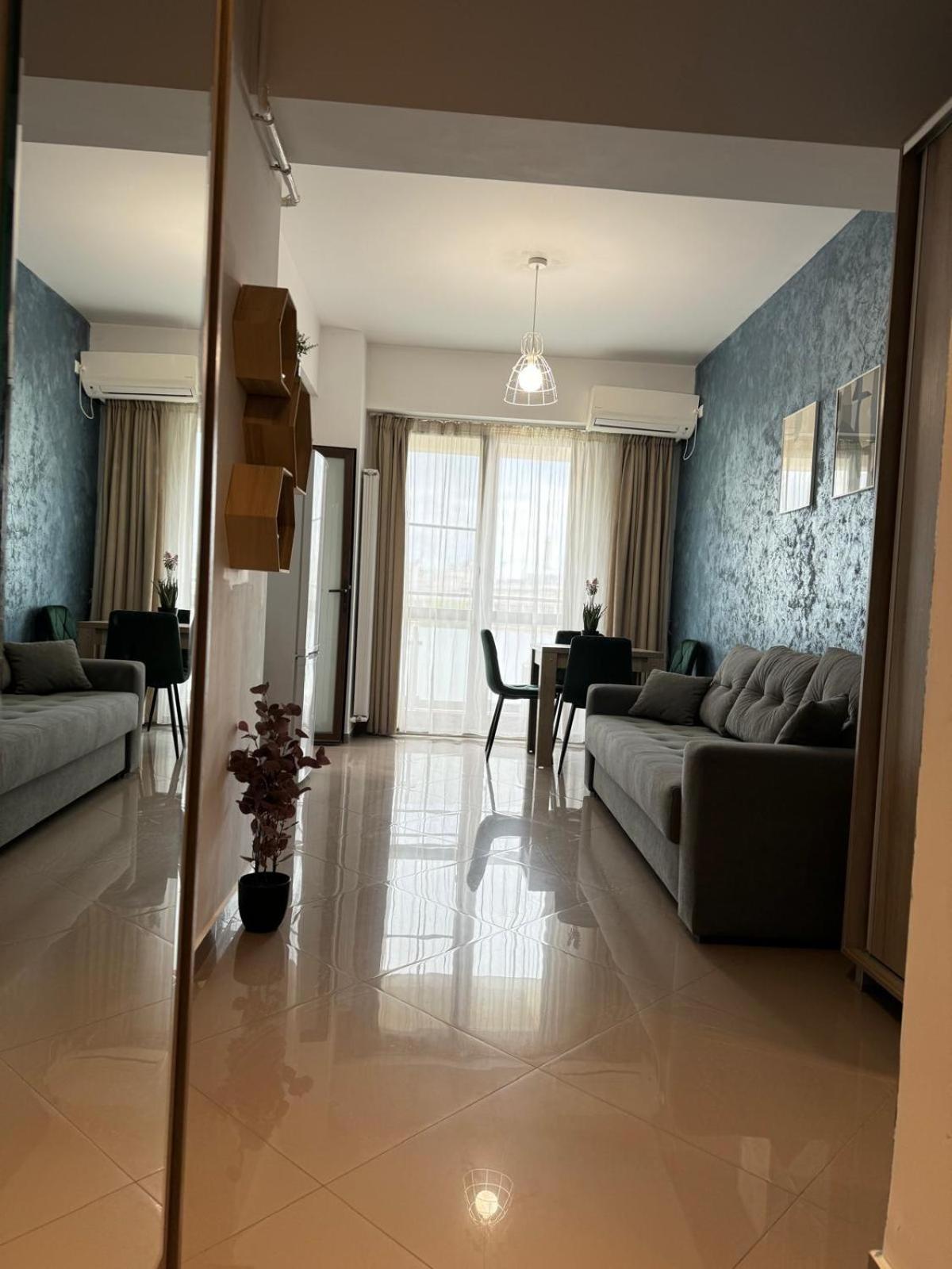 Luxury Glam Apartments Iasi At Lazar Palas Exterior photo